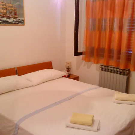 Bozo Apartman *